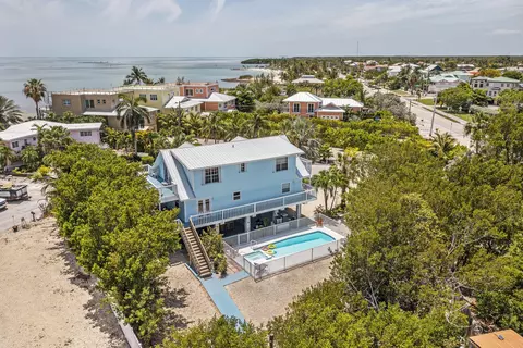 9 Treasure Rd, Marathon, FL 33050 photo 6