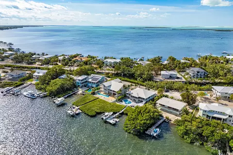21 Mutiny Pl, Key Largo, FL 33037