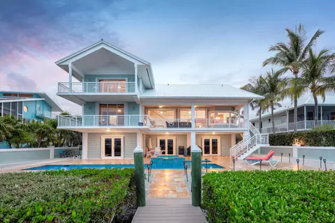 Exterior - 21 Mutiny Pl, Key Largo, FL 33037 photo 1 of 19
