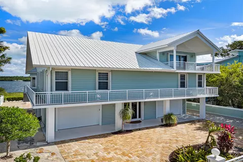 Exterior - 21 Mutiny Pl, Key Largo, FL 33037 photo 9 of 19