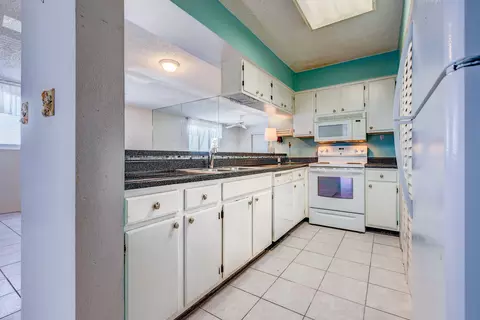 3930 S Roosevelt Blvd #S208, Key West, FL 33040