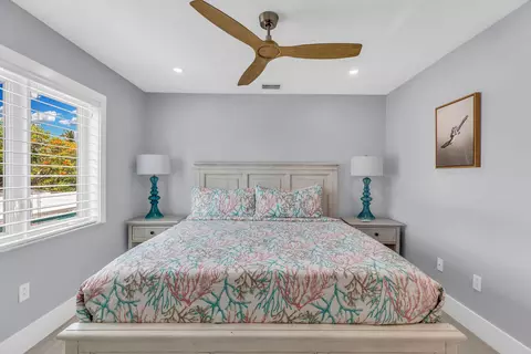 2825 Dolphin Dr, Marathon, FL 33050 photo 11