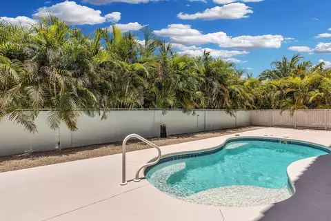 2825 Dolphin Dr, Marathon, FL 33050 photo 5