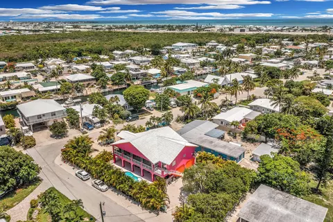 2825 Dolphin Dr, Marathon, FL 33050 photo 17