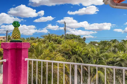 2825 Dolphin Dr, Marathon, FL 33050 photo 31