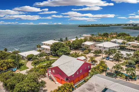 2825 Dolphin Dr, Marathon, FL 33050 photo 18