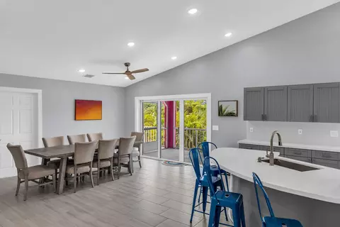 2825 Dolphin Dr, Marathon, FL 33050 photo 27