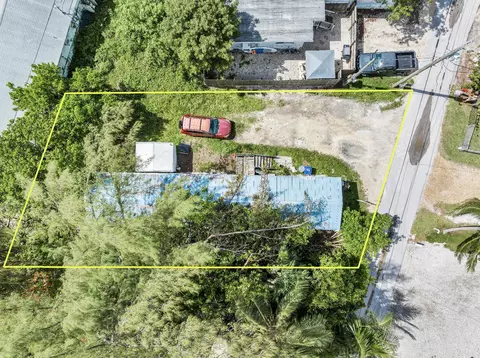 lot686 46th Street Gulf Street Gulf, Marathon, FL 33050 photo 2