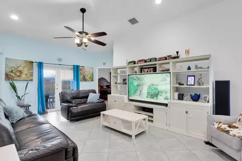 14 N End Rd, Key Largo, FL 33037 photo 4