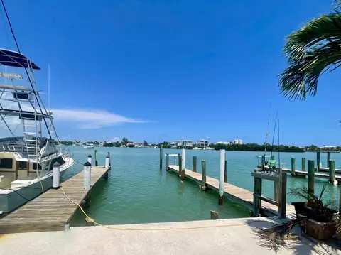 25 Sadowski Cswy #KEY colony, Key Colony Beach, FL 33051