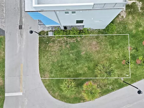 94825 Overseas Hwy #65, Key Largo, FL 33037