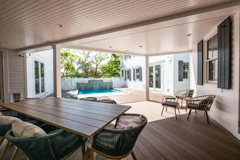 714 Passover Ln, Key West, FL 33040 photo 2
