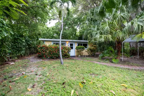 153 List St, Islamorada, FL 33036
