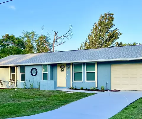 1040 Inverness St, Port Charlotte, FL 33952