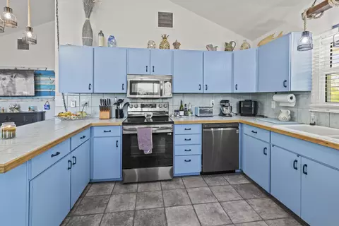 30809 Witters Ln, Big Pine Key, FL 33043 photo 5