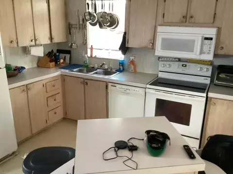 351 46th St, Marathon, FL 33050 photo 3
