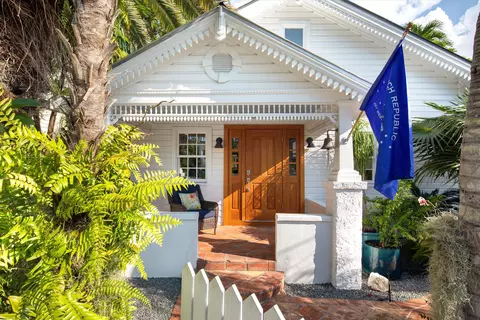 415 Amelia St, Key West, FL 33040