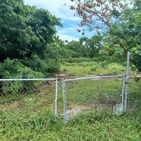 31365 Ave C, Big Pine Key, FL 33043