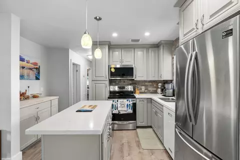 Kitchen - 1202 Ashby St, Key West, FL 33040 photo 1 of 2