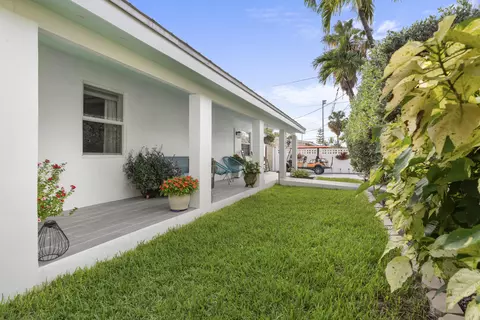 Exterior - 1202 Ashby St, Key West, FL 33040 photo 3 of 16