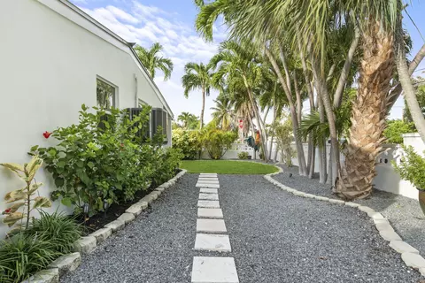 Exterior - 1202 Ashby St, Key West, FL 33040 photo 10 of 16