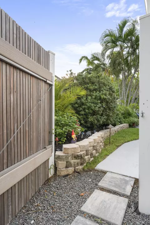 Exterior - 1202 Ashby St, Key West, FL 33040 photo 9 of 16