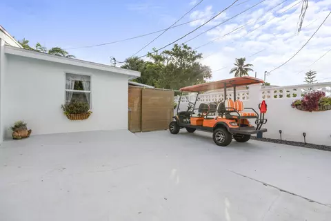 Exterior - 1202 Ashby St, Key West, FL 33040 photo 12 of 16