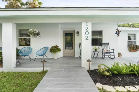 Exterior - 1202 Ashby St, Key West, FL 33040 photo 2 of 16