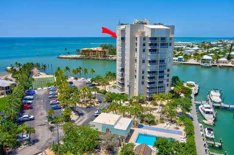 2000 Coco Plum Dr #1202, Marathon, FL 33050