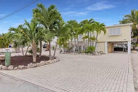 944 E 75th St, Marathon, FL 33050 photo 5