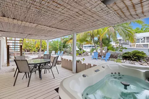 944 E 75th St, Marathon, FL 33050 photo 37