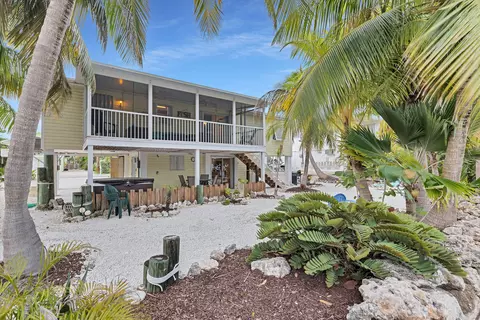 944 E 75th St, Marathon, FL 33050 photo 6