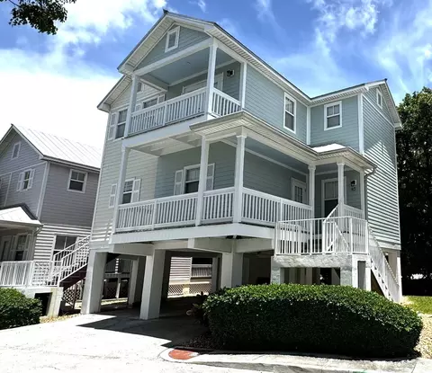 45 Coral Way, Stock Island, FL 33040