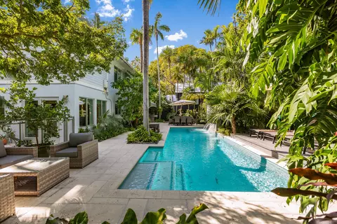 1205 Von Phister St, Key West, FL 33040