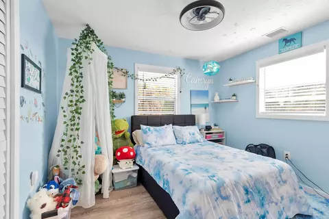 Bedroom - 29127 Violet Dr, Big Pine Key, FL 33043 photo 6 of 7
