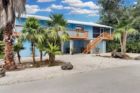 Exterior - 29127 Violet Dr, Big Pine Key, FL 33043 photo 2 of 11