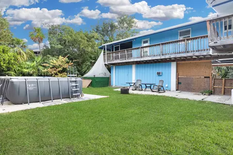 Exterior - 29127 Violet Dr, Big Pine Key, FL 33043 photo 3 of 11