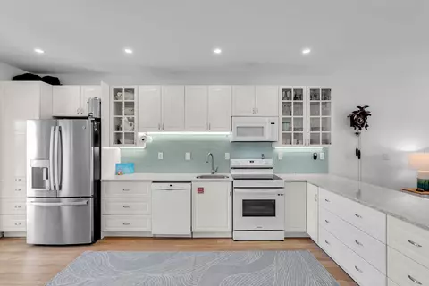 501 E Ocean Dr #18, Key Colony, FL 33051 photo 10
