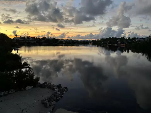 64 Mutiny Pl, Key Largo, FL 33037 photo 2