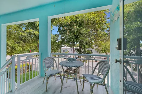 667 Colson Dr, Key Largo, FL 33037 photo 4