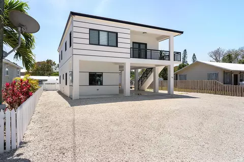 19 N End Rd, Key Largo, FL 33037