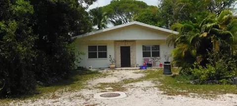 34 SE Marlin Ave, Key Largo, FL 33037