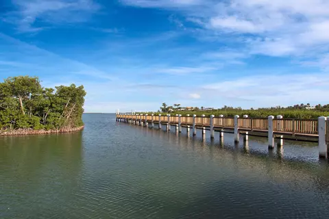 9871 Leeward Ave, Key Largo, FL 33037