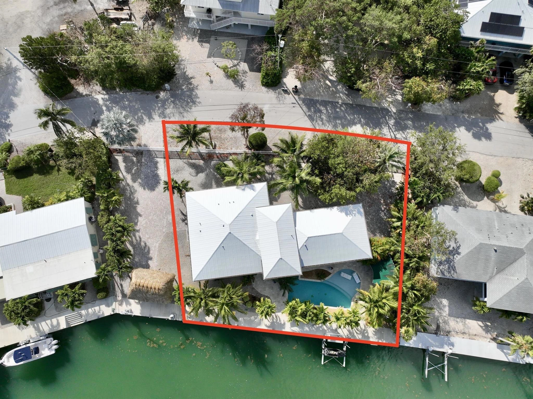 622 SAWYER DR  