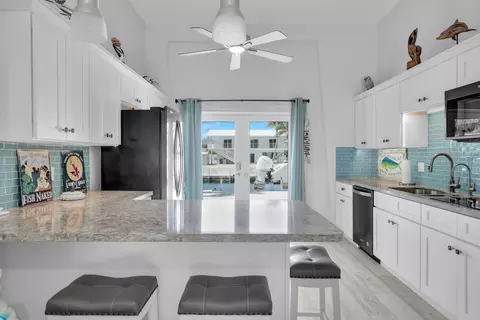 304 Saint Thomas Ave, Key Largo, FL 33037 photo 24