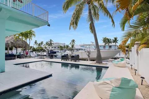 304 Saint Thomas Ave, Key Largo, FL 33037 photo 5