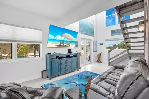 304 Saint Thomas Ave, Key Largo, FL 33037 photo 9