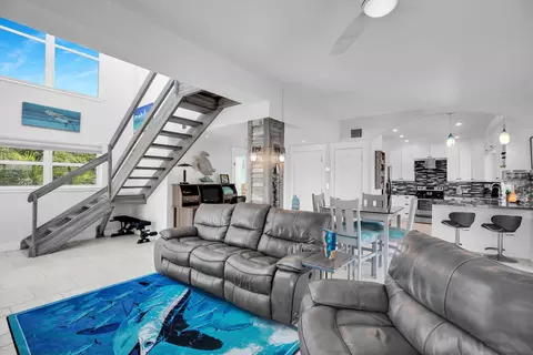 304 Saint Thomas Ave, Key Largo, FL 33037 photo 10