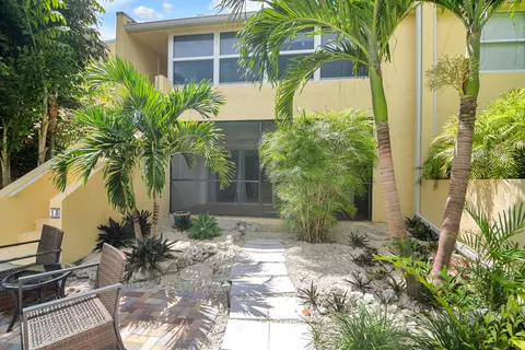 593 Sombrero Beach Rd #14A, Marathon, FL 33050