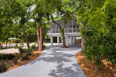 129 Navajo St, Tavernier, FL 33070